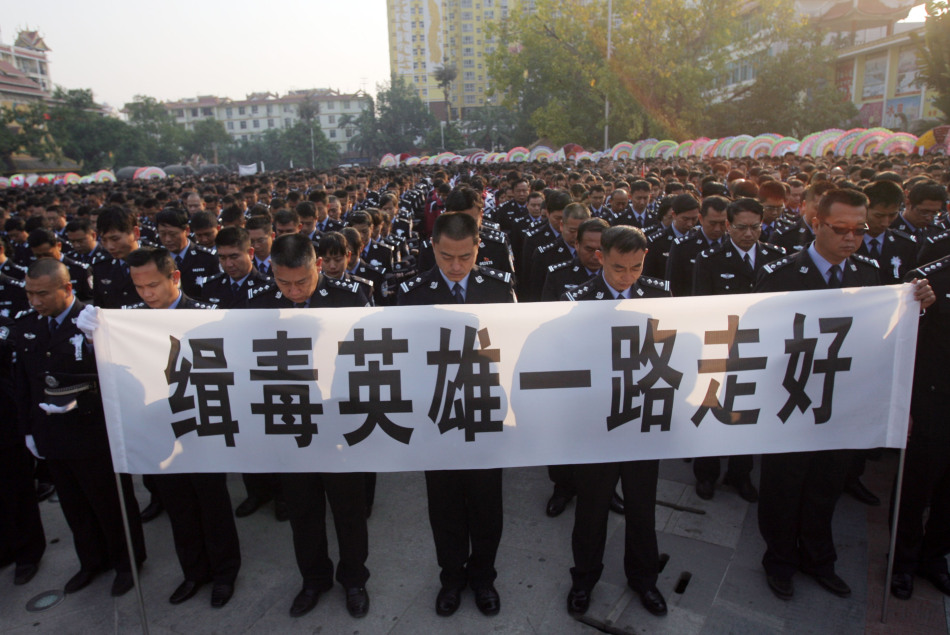 原諒柯震東?網友為緝毒警察鳴不平:沒有買賣,就沒有傷害