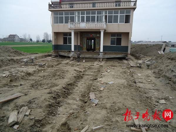 點擊查看大圖 點擊查看大圖