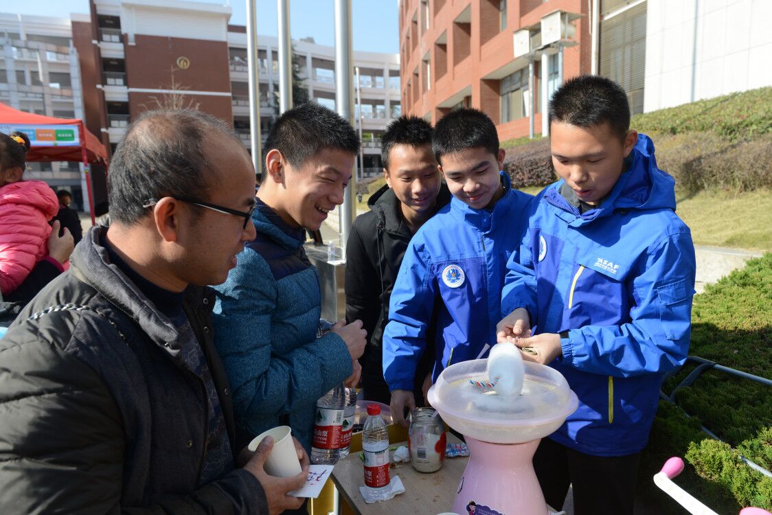 點擊查看大圖 點擊查看大圖