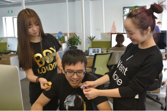 點擊查看大圖 點擊查看大圖