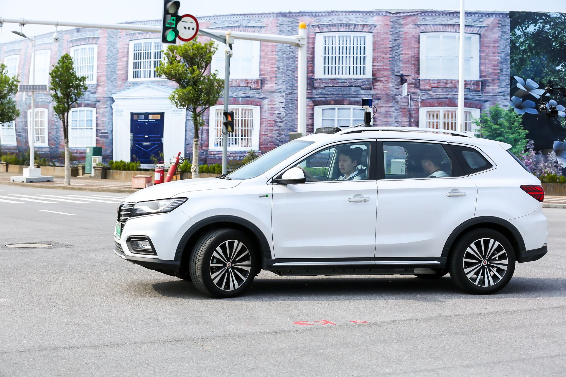 點擊查看大圖 點擊查看大圖