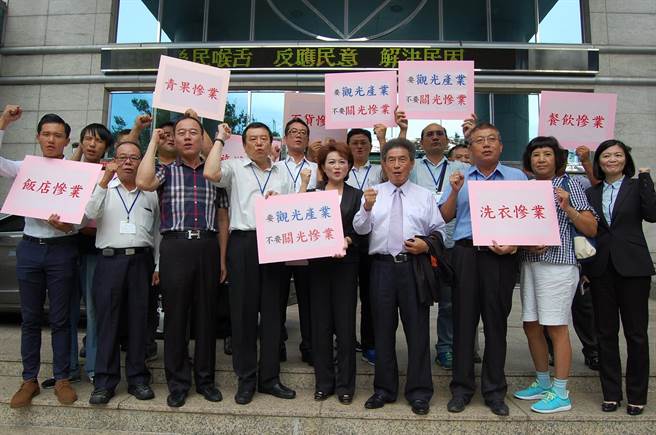 點擊查看大圖 點擊查看大圖