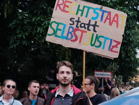 點擊查看大圖 點擊查看大圖