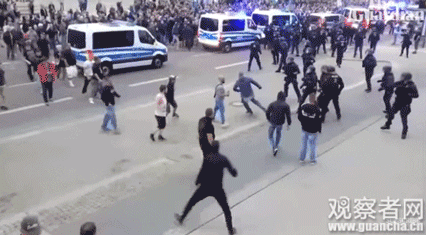 點擊查看大圖 點擊查看大圖