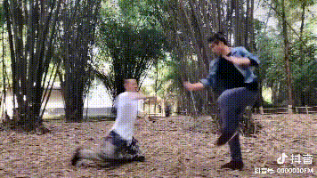 點擊查看大圖 點擊查看大圖