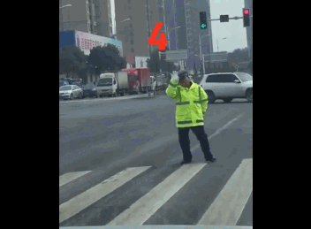 點擊查看大圖 點擊查看大圖