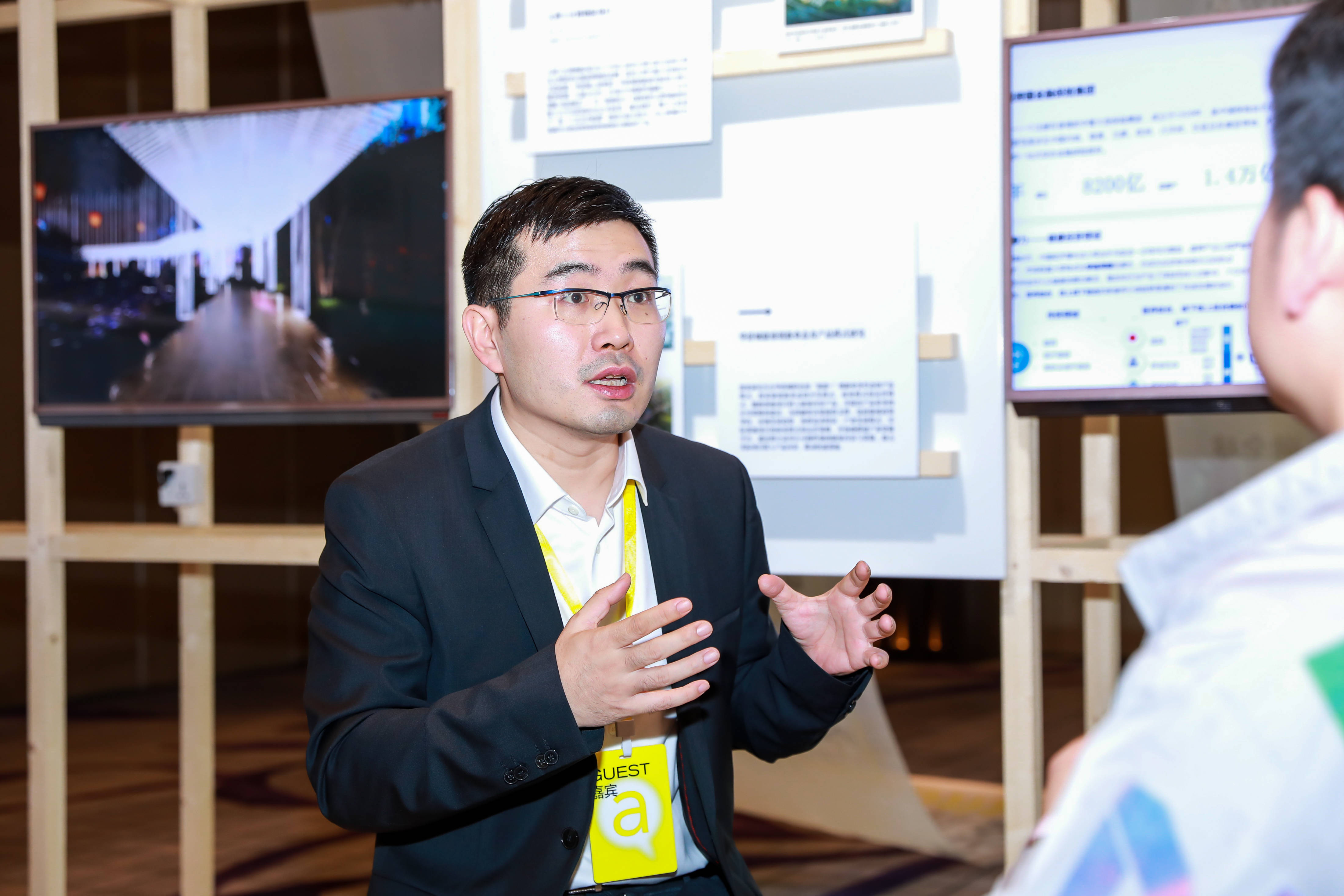 點擊查看大圖 點擊查看大圖