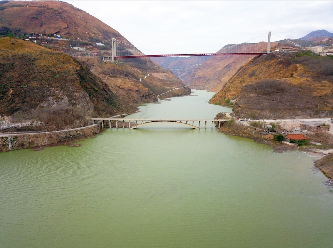 點擊查看大圖 點擊查看大圖