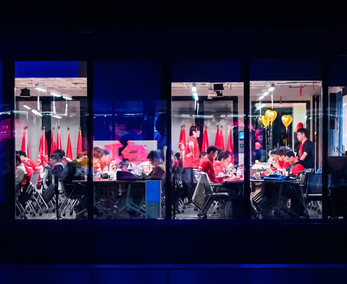 點擊查看大圖 點擊查看大圖