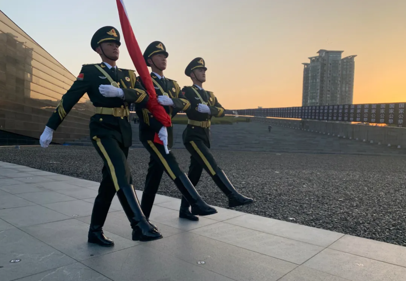 點擊查看大圖 點擊查看大圖