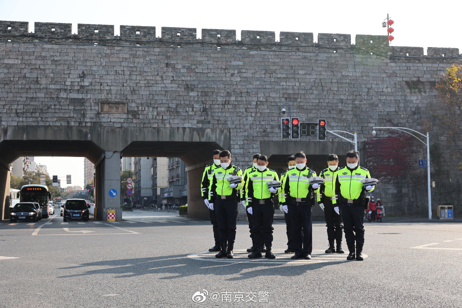 點擊查看大圖 點擊查看大圖