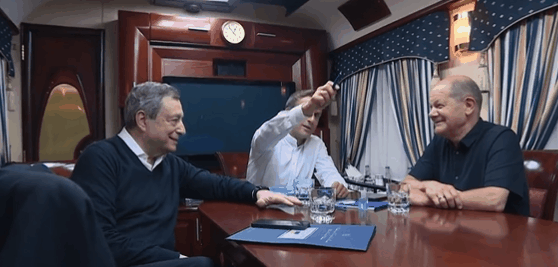 點擊查看大圖 點擊查看大圖