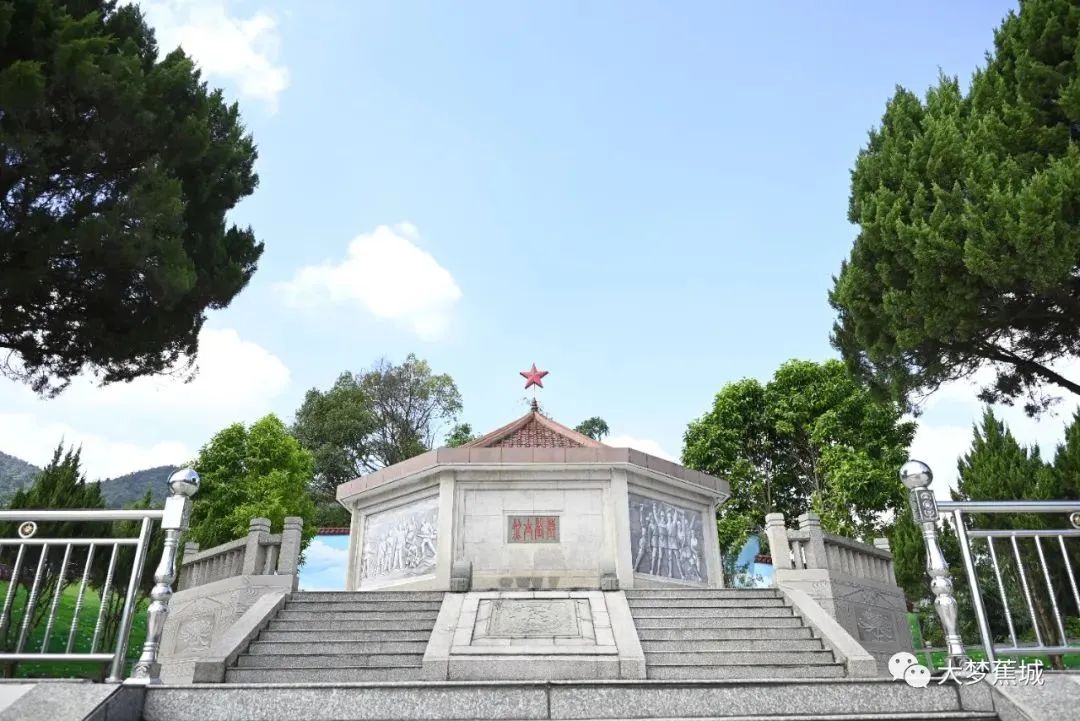 點擊查看大圖 點擊查看大圖